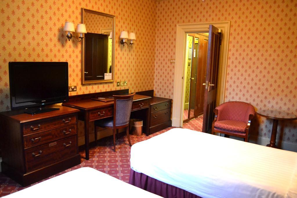 The Westland Hotel 런던 객실 사진