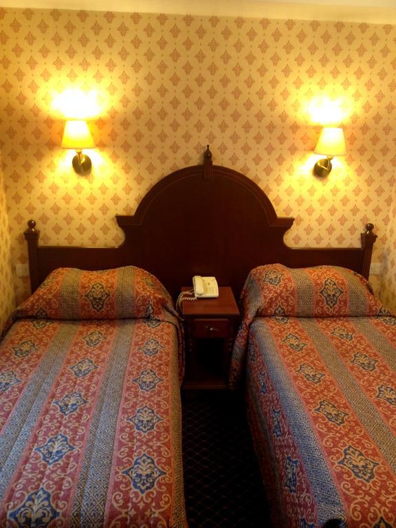 The Westland Hotel 런던 외부 사진